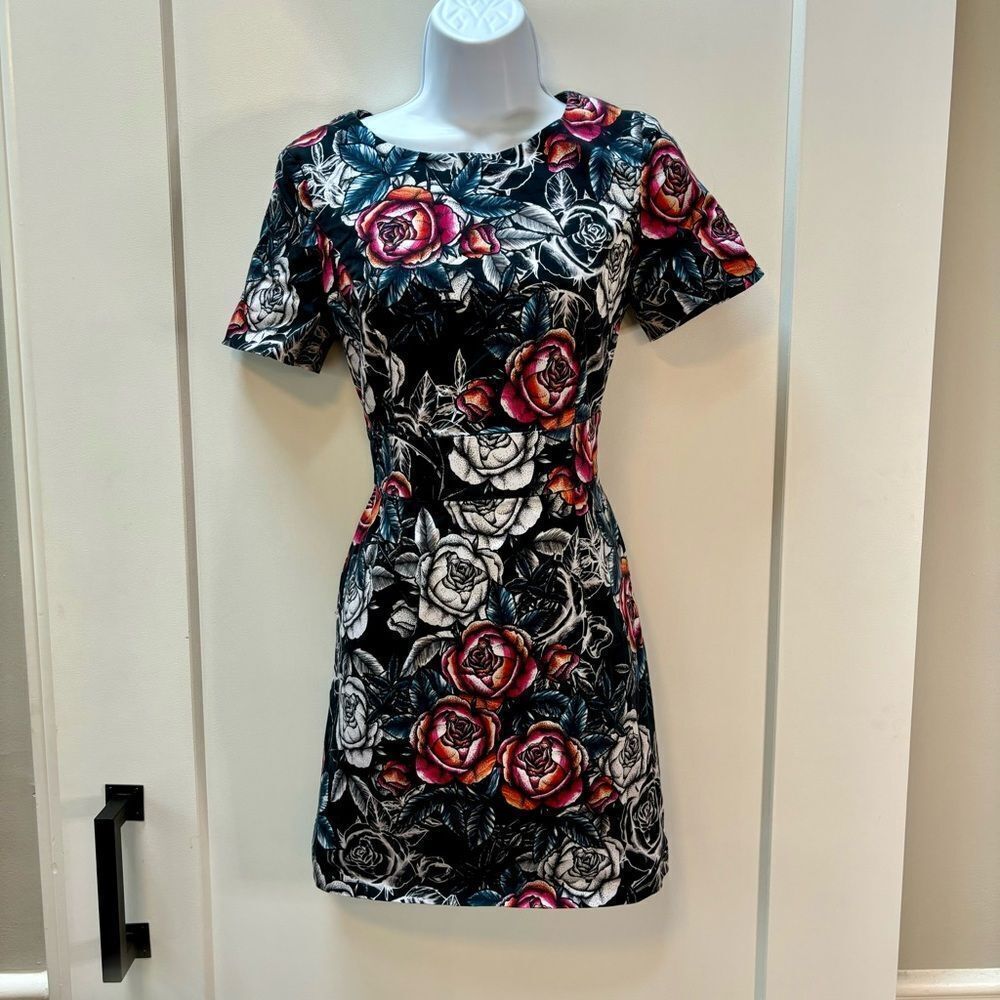 French Connection Bold Rose Print Bodycon Dress – Size US 8